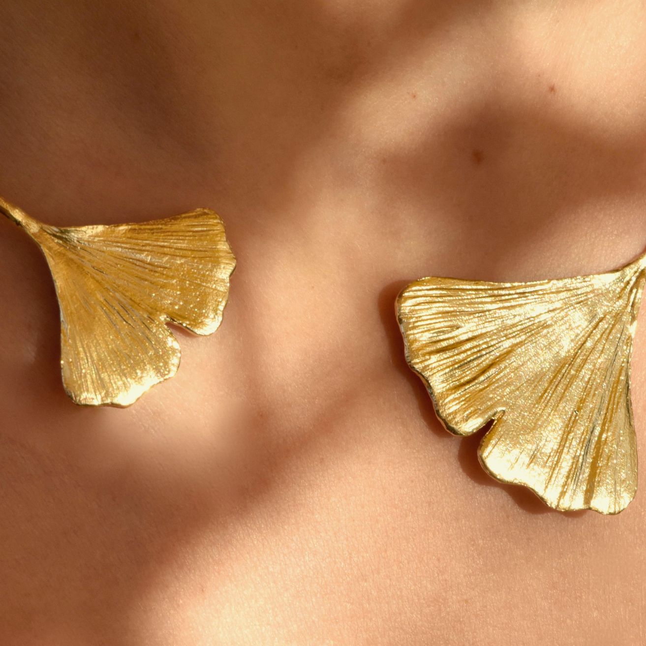 GINKGO NECKLACE