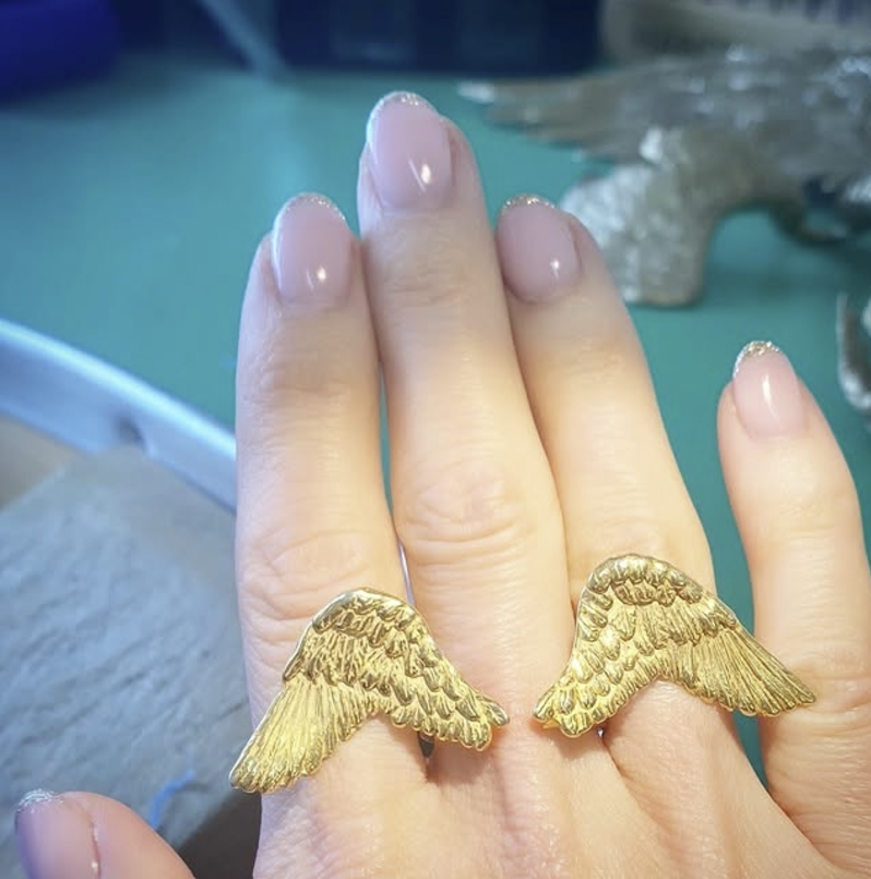 Wings ring
